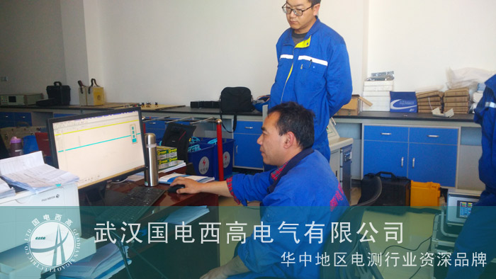 我司技术人员千里迢迢奔赴新疆