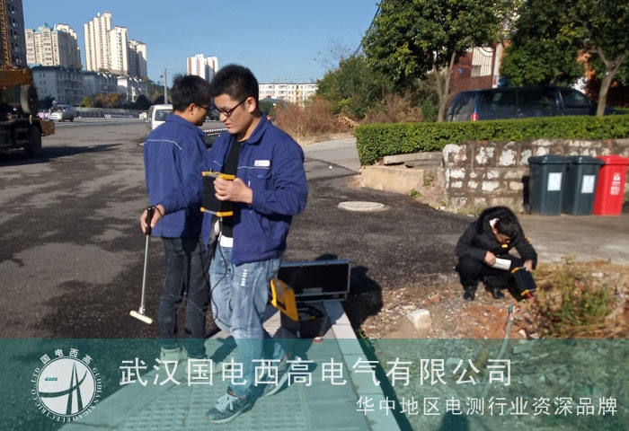 国电西高为昆明客户调试电缆故障测试设备